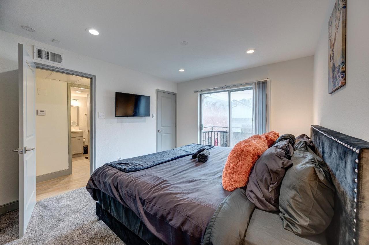 Trendy Midtown Apt, Walk To Shops & Sites, Pets Ok Houston Exterior foto